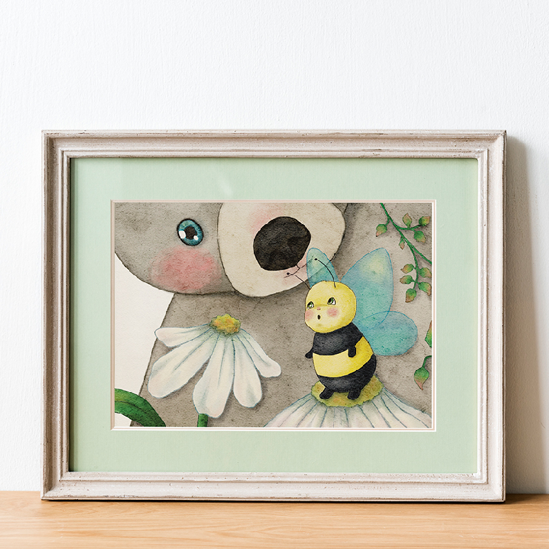 Illustrazione cute di un'ape su una margherita che guarda il suo amico orso