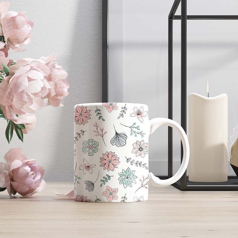 Tazza con Pattern floreale stilizzato
